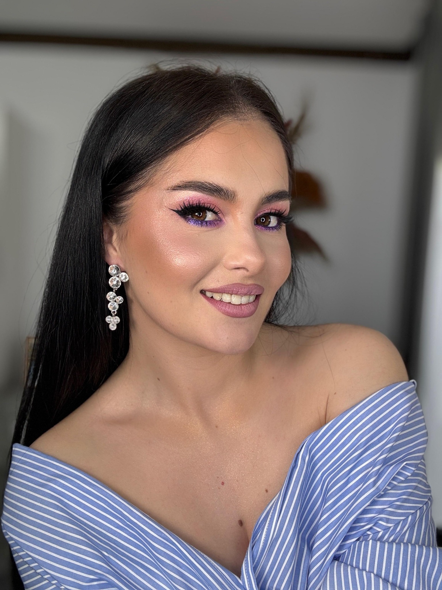 Cât de important este machiajul în ziua evenimentului – dincolo de estetică